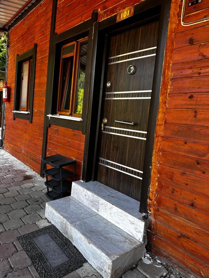 Aparthotel Maneviga Cafe & Apart Uzungöl Zewnętrze zdjęcie