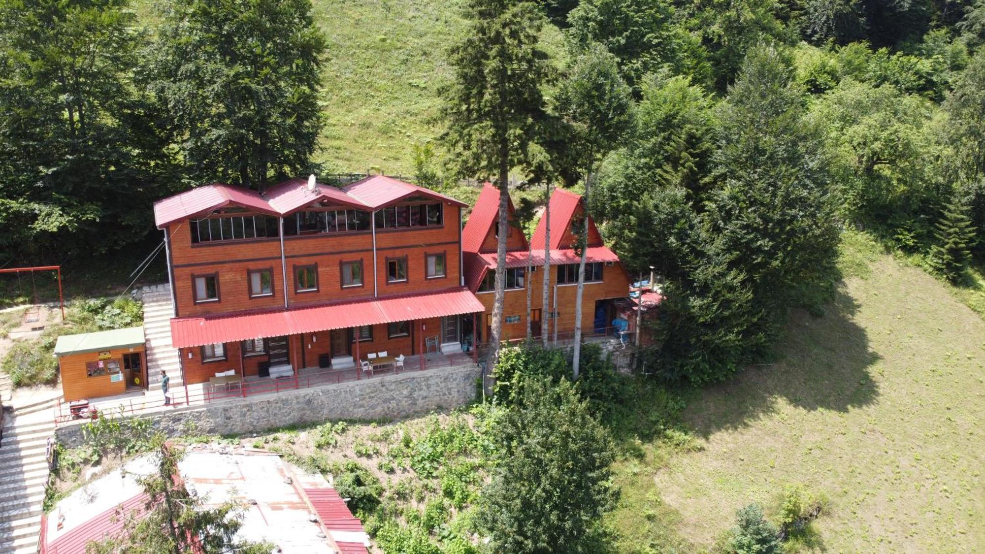 Aparthotel Maneviga Cafe & Apart Uzungöl Zewnętrze zdjęcie